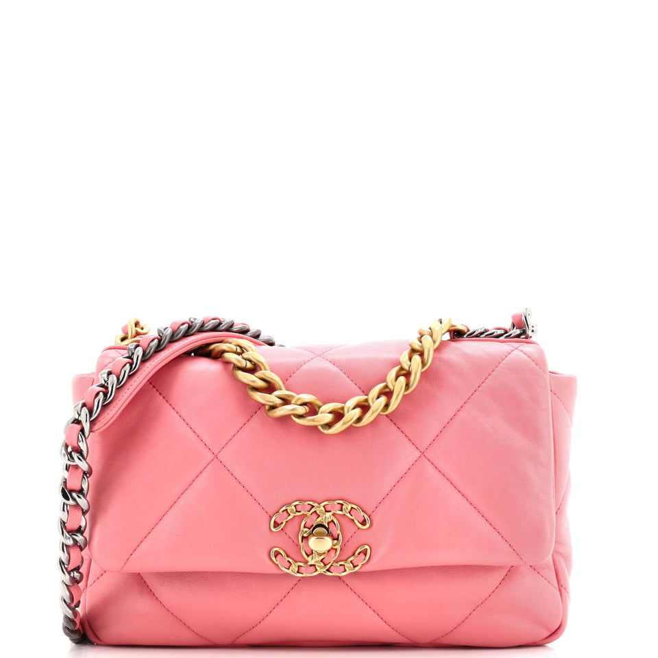 19 Flap Bag Quilted Leather Medium