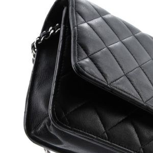 Wallet on Chain Quilted Lambskin