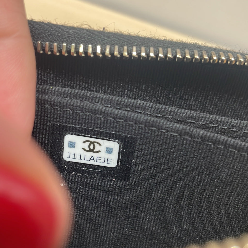 Coco Casino Zip Coin Purse Quilted Caviar