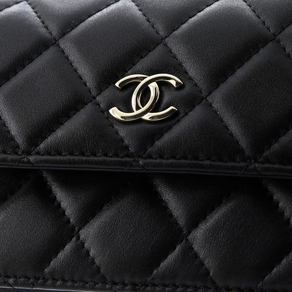 Pearl Strap Clutch with Chain Quilted Calfskin