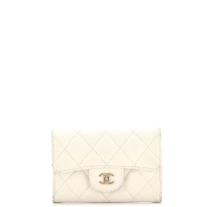 Classic Flap Card Case Quilted Caviar
