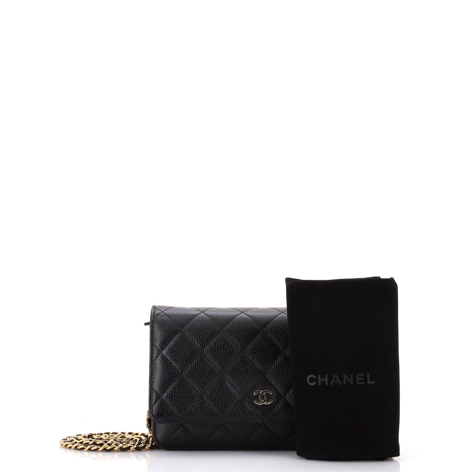 Wallet on Chain Quilted Caviar