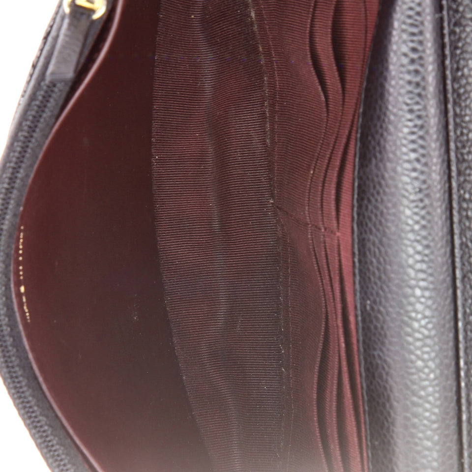 Wallet on Chain Quilted Caviar
