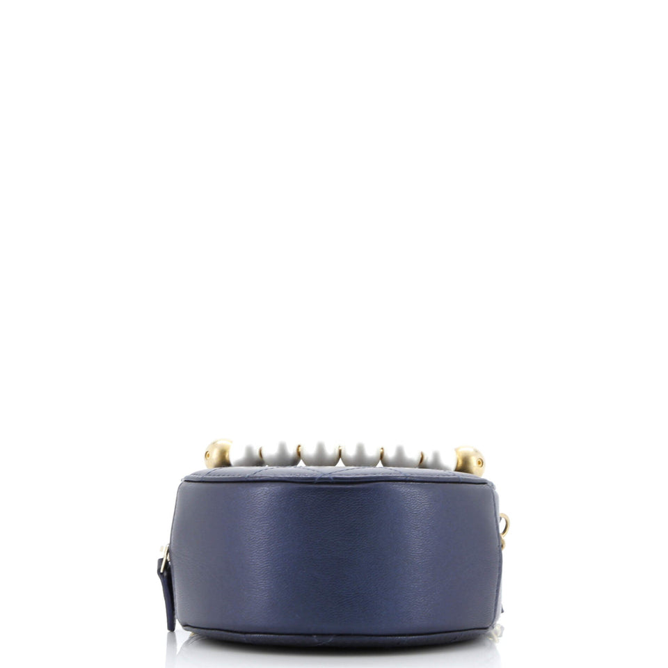 Chic Pearls Round Clutch with Chain Quilted Lambskin