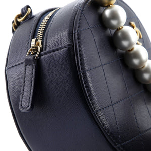 Chic Pearls Round Clutch with Chain Quilted Lambskin