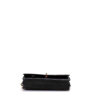 Turnlock CC Wallet on Chain Quilted Caviar