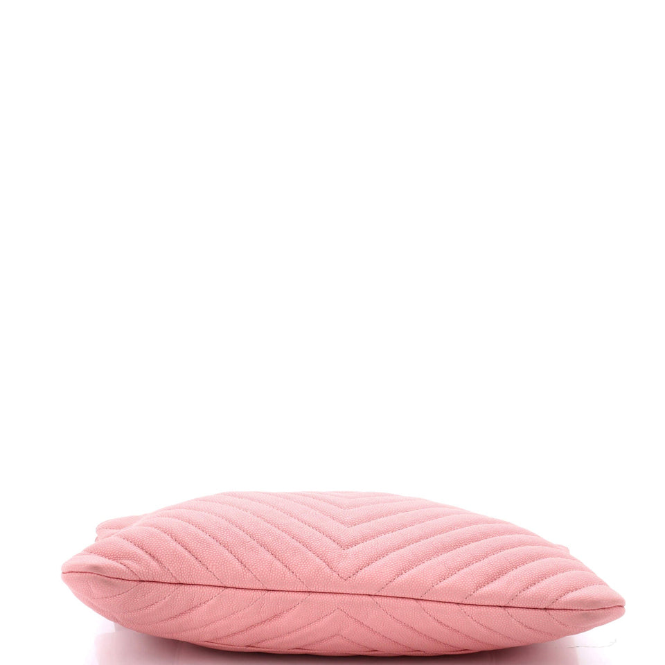 O Case Clutch Chevron Caviar Medium