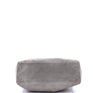 Sea Hit Shoulder Bag Quilted Iridescent Calfskin Large