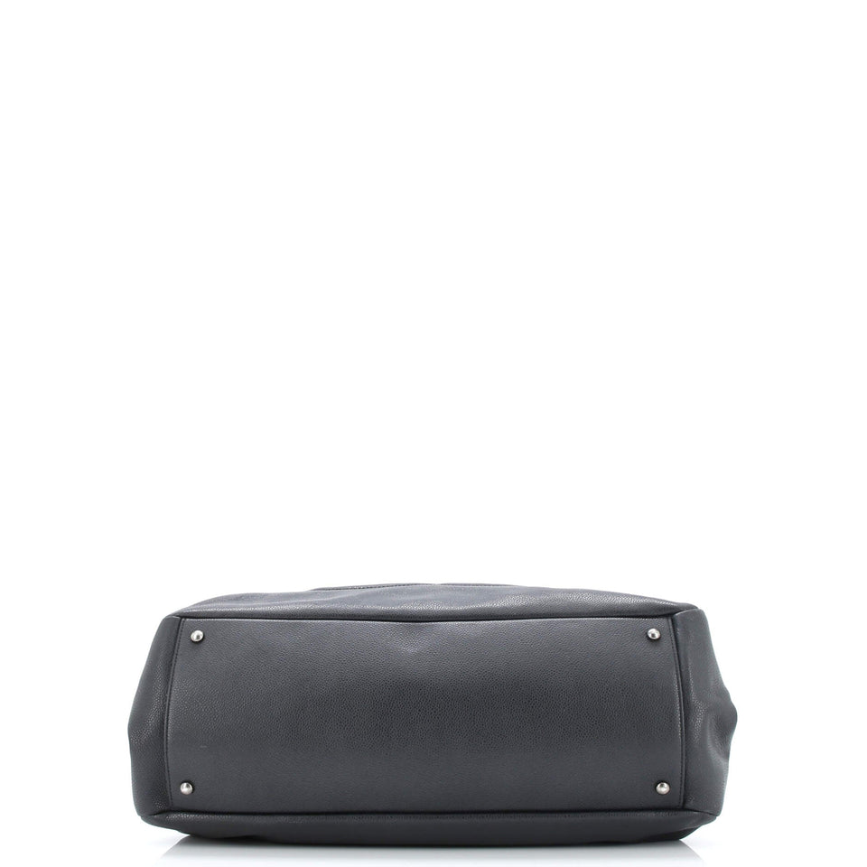 Caviar 31 Tote Caviar Large