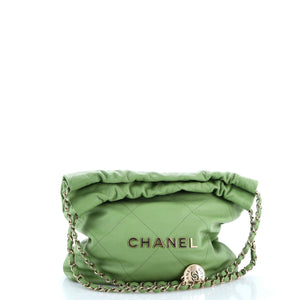 22 Chain Hobo Quilted Caviar Small