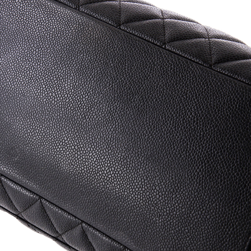 Grand Shopping Tote Quilted Caviar