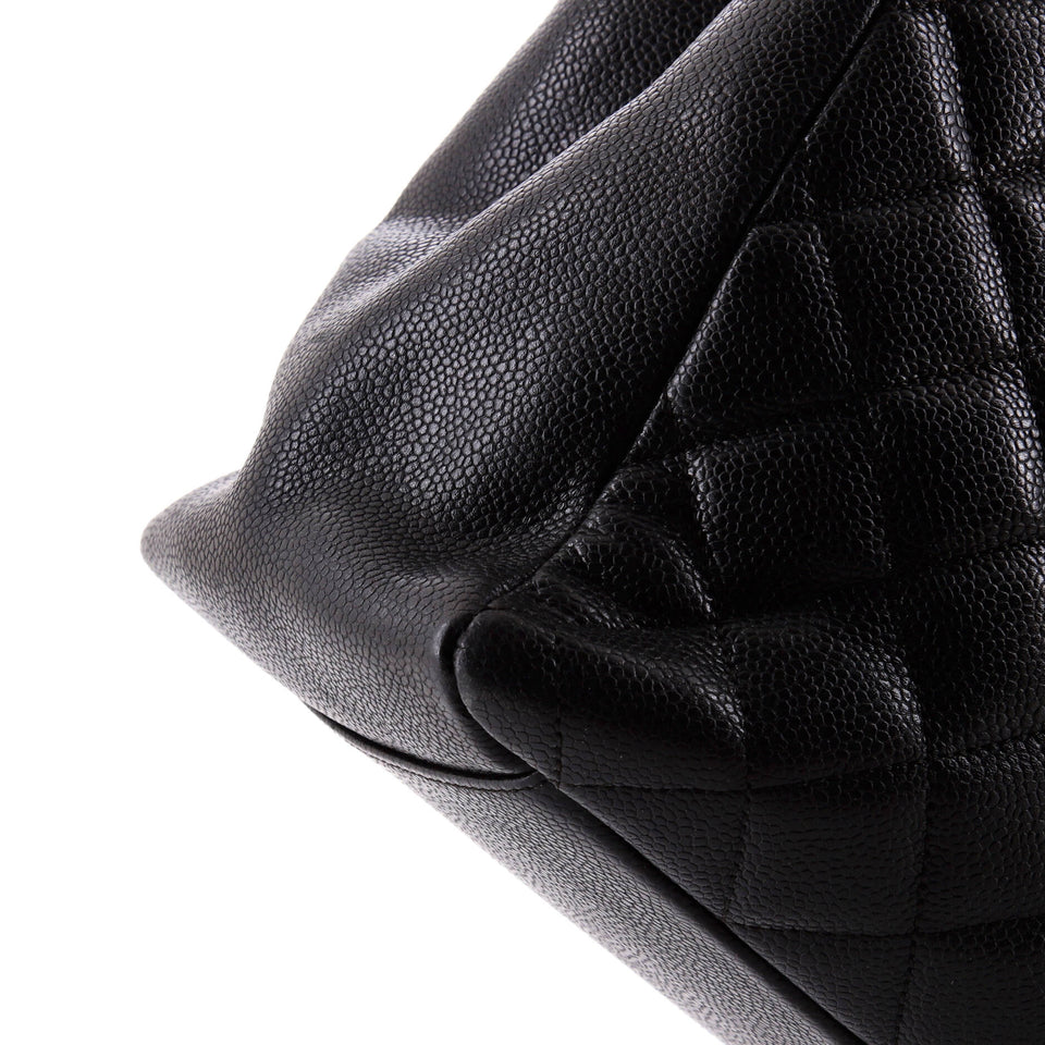 Grand Shopping Tote Quilted Caviar