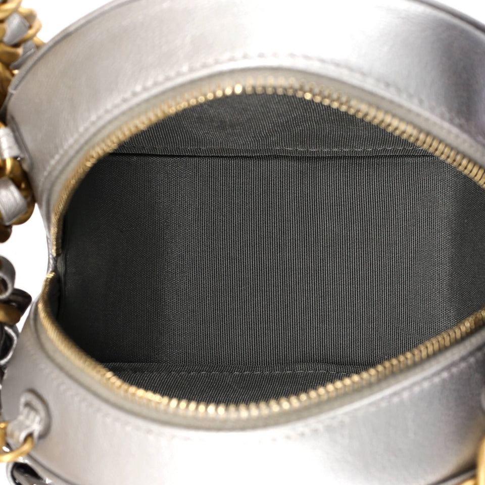 19 Round Clutch with Chain Quilted Leather