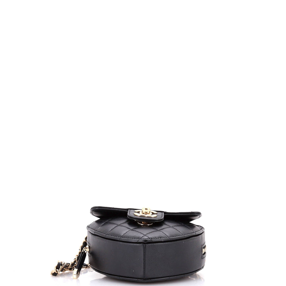 CC in Love Heart Clutch with Chain Quilted Lambskin