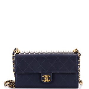 Chic Pearls Clutch with Chain Quilted Goatskin