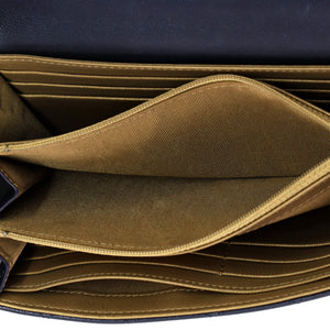 Chic Pearls Clutch with Chain Quilted Goatskin