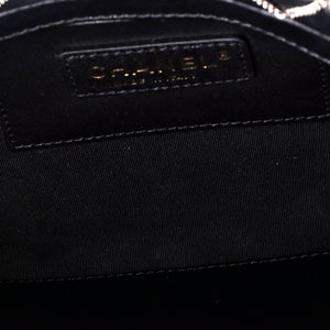 CC Chain Quilted Clutch Lambskin