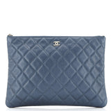 O Case Clutch Quilted Caviar Medium