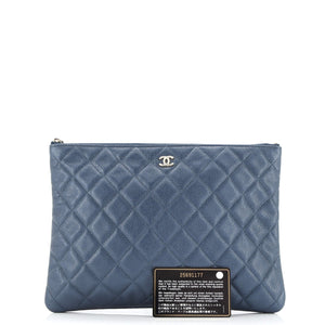 O Case Clutch Quilted Caviar Medium