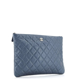 O Case Clutch Quilted Caviar Medium