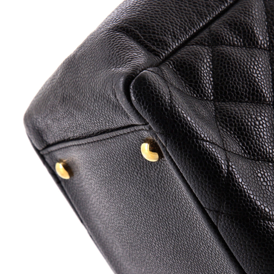 Petite Timeless Tote Quilted Caviar