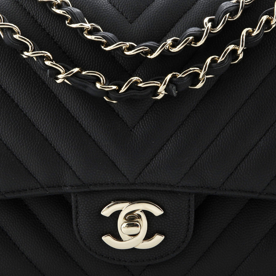 Classic Double Flap Bag Chevron Caviar Medium