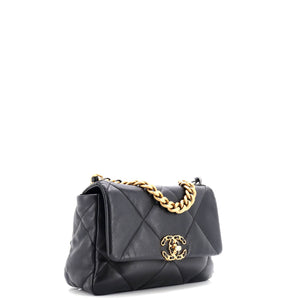 19 Flap Bag Quilted Leather Medium