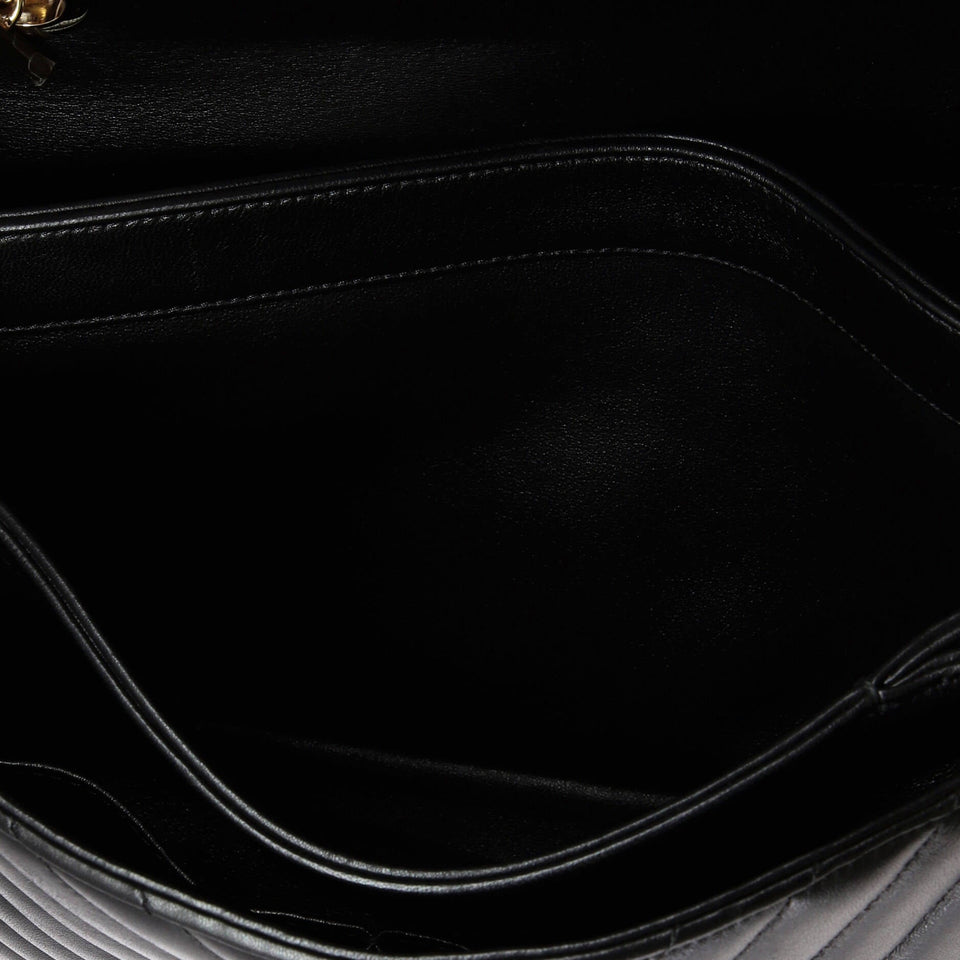 Trendy CC Top Handle Bag Chevron Lambskin Medium