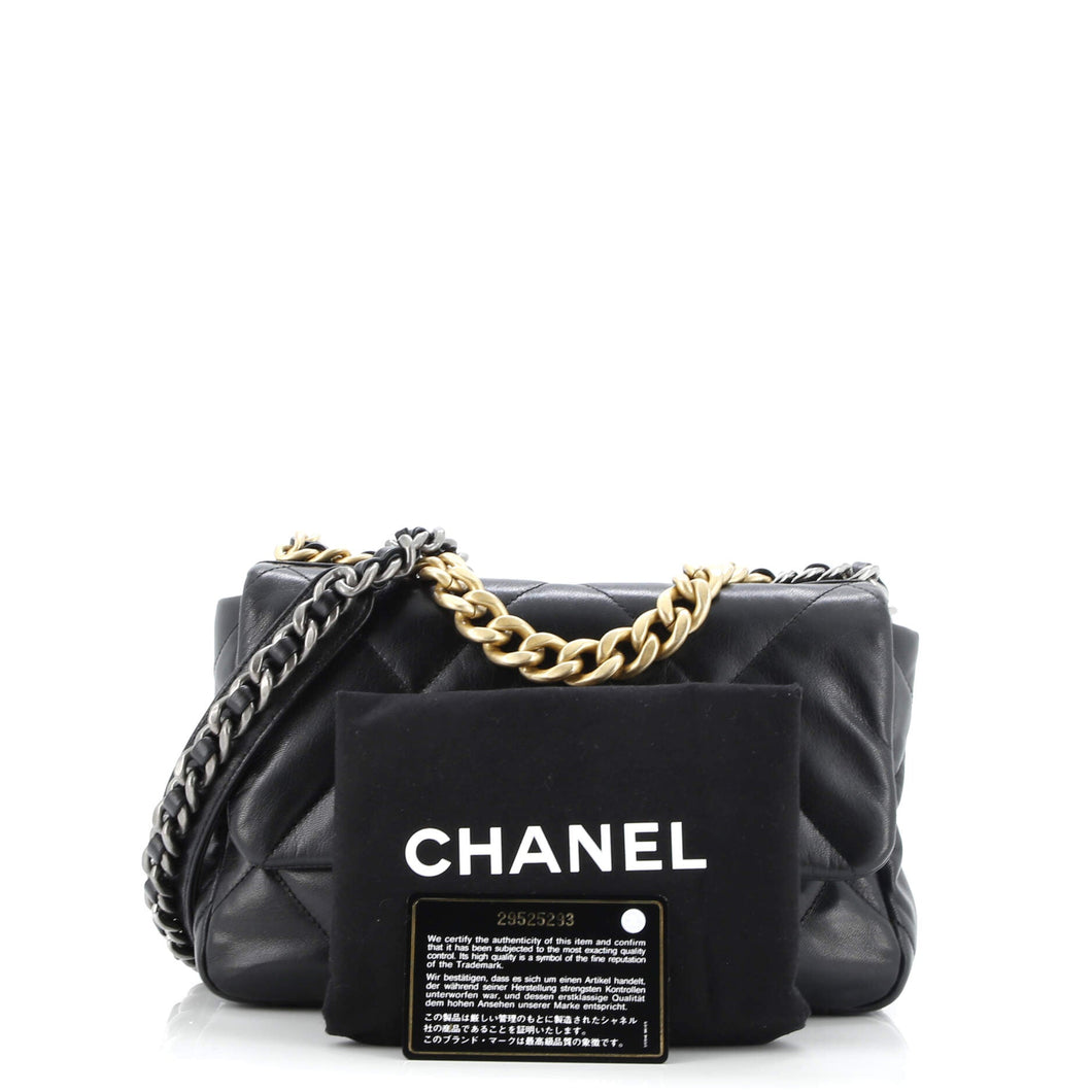 19 Flap Bag Quilted Leather Medium