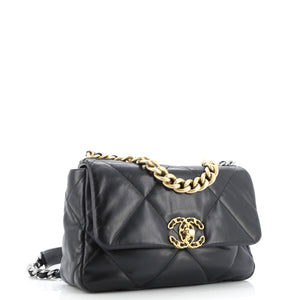 19 Flap Bag Quilted Leather Medium