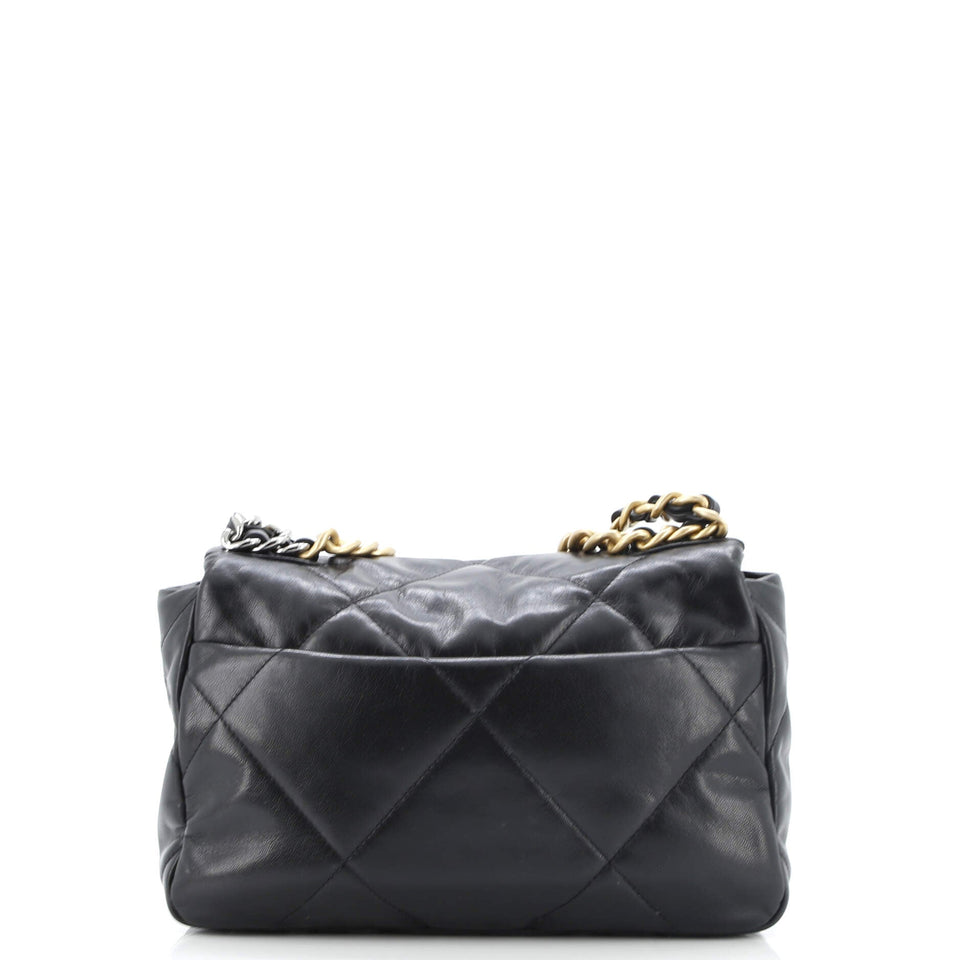 19 Flap Bag Quilted Leather Medium