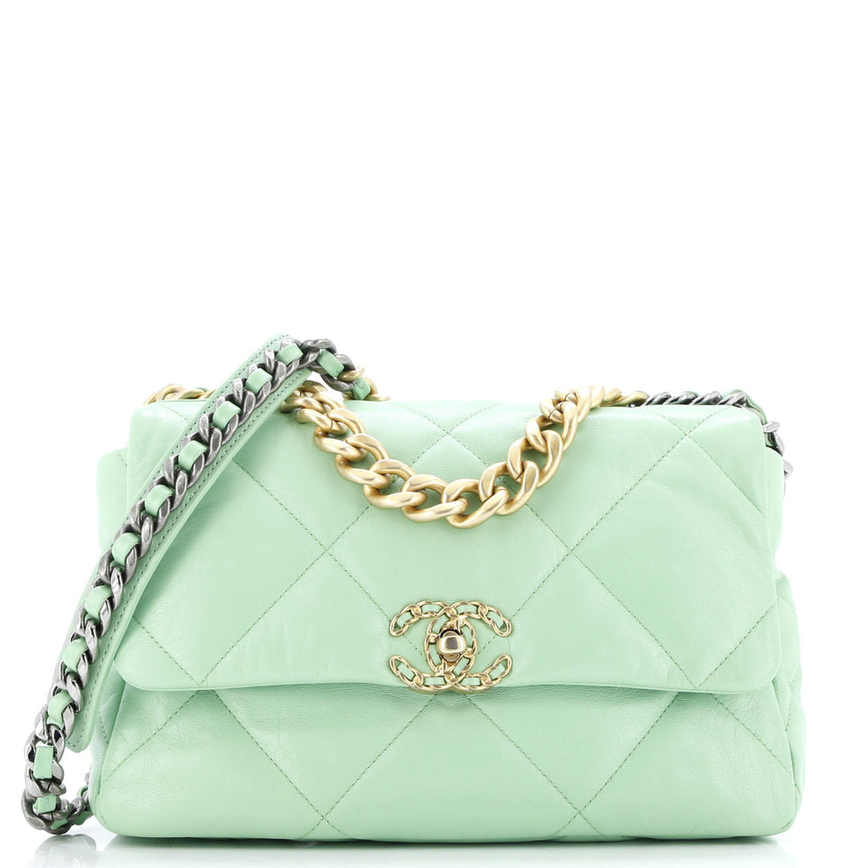 19 Flap Bag Quilted Leather Medium