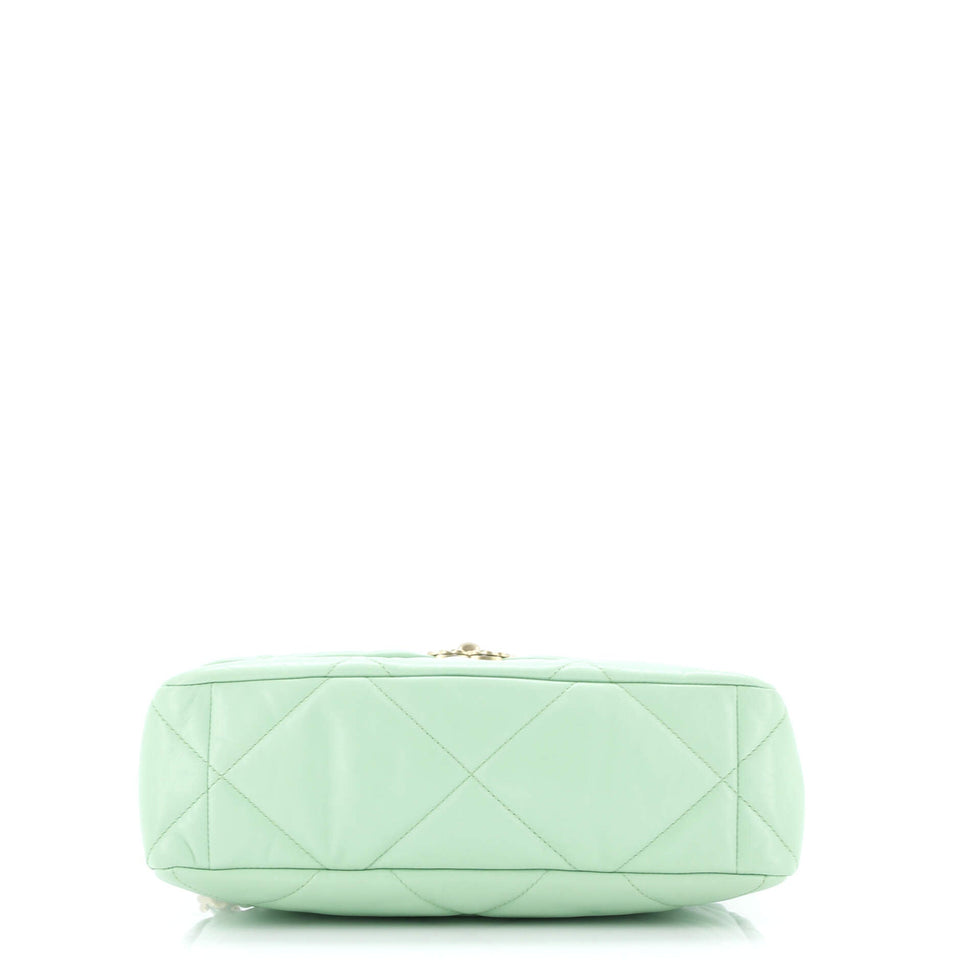 19 Flap Bag Quilted Leather Medium