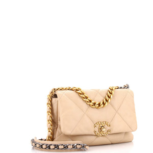 19 Flap Bag Quilted Leather Medium