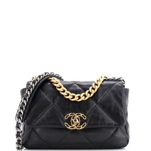 19 Flap Bag Quilted Leather Medium
