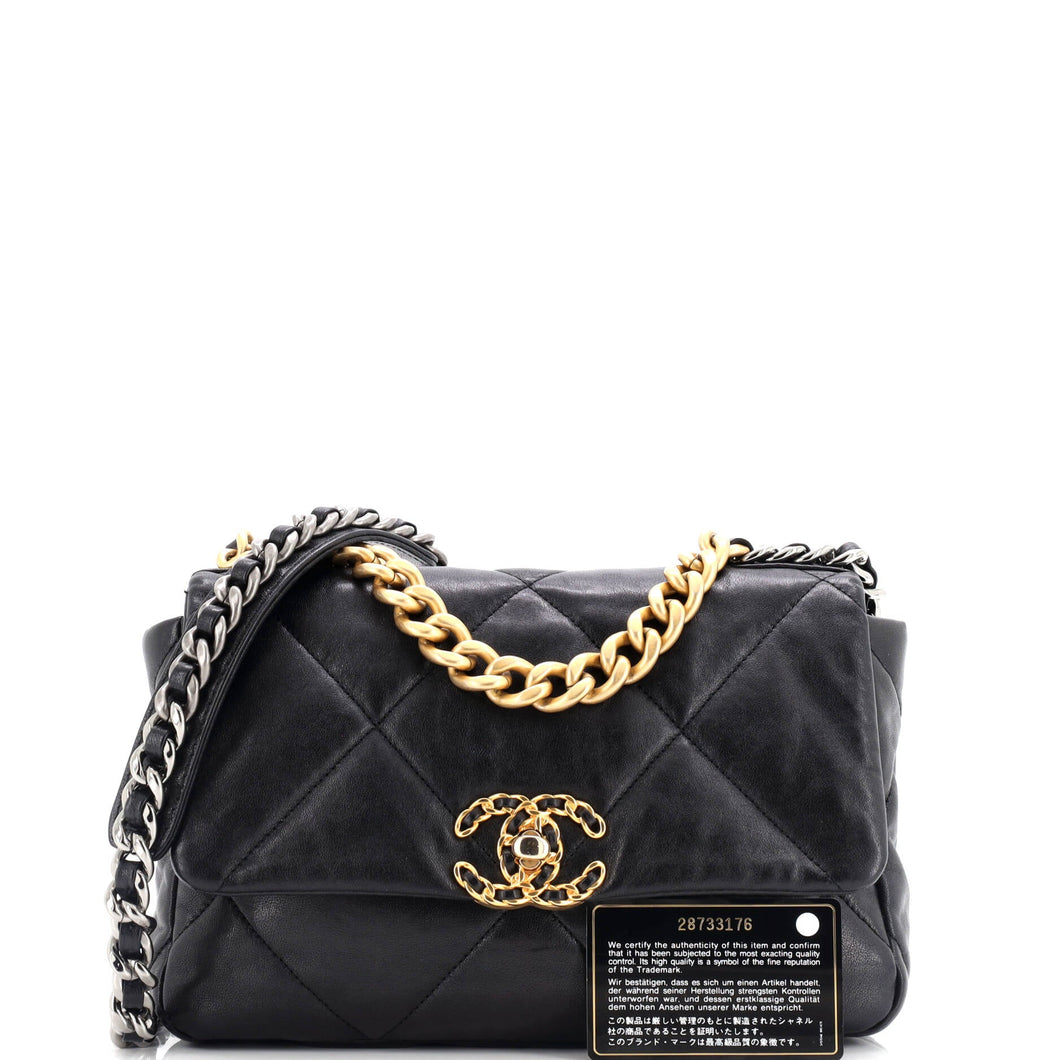 19 Flap Bag Quilted Leather Medium