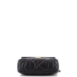 19 Flap Bag Quilted Leather Medium
