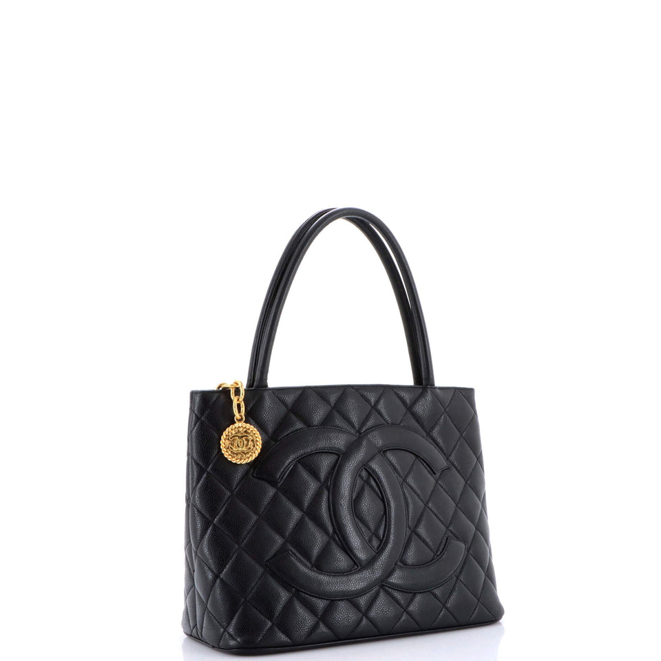 Medallion Tote Quilted Caviar