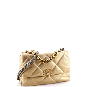 19 Flap Bag Quilted Leather Large