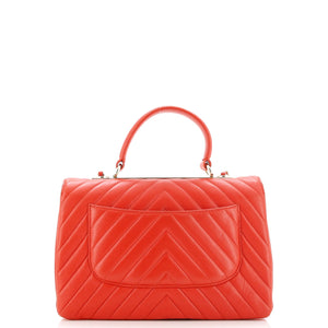 Trendy CC Top Handle Bag Chevron Lambskin Medium