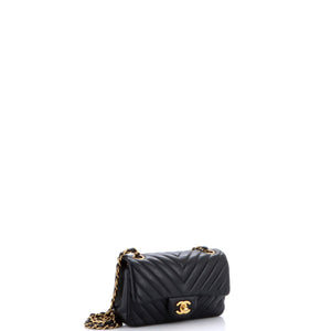 Classic Single Flap Bag Chevron Lambskin Mini