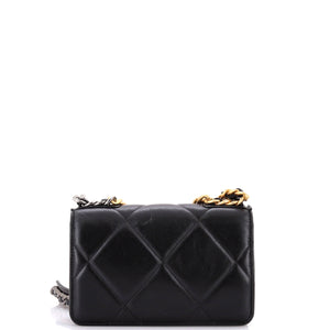19 Wallet on Chain Quilted Lambskin