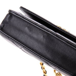 19 Wallet on Chain Quilted Lambskin
