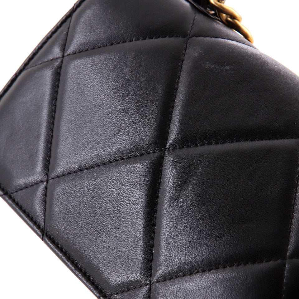 19 Wallet on Chain Quilted Lambskin