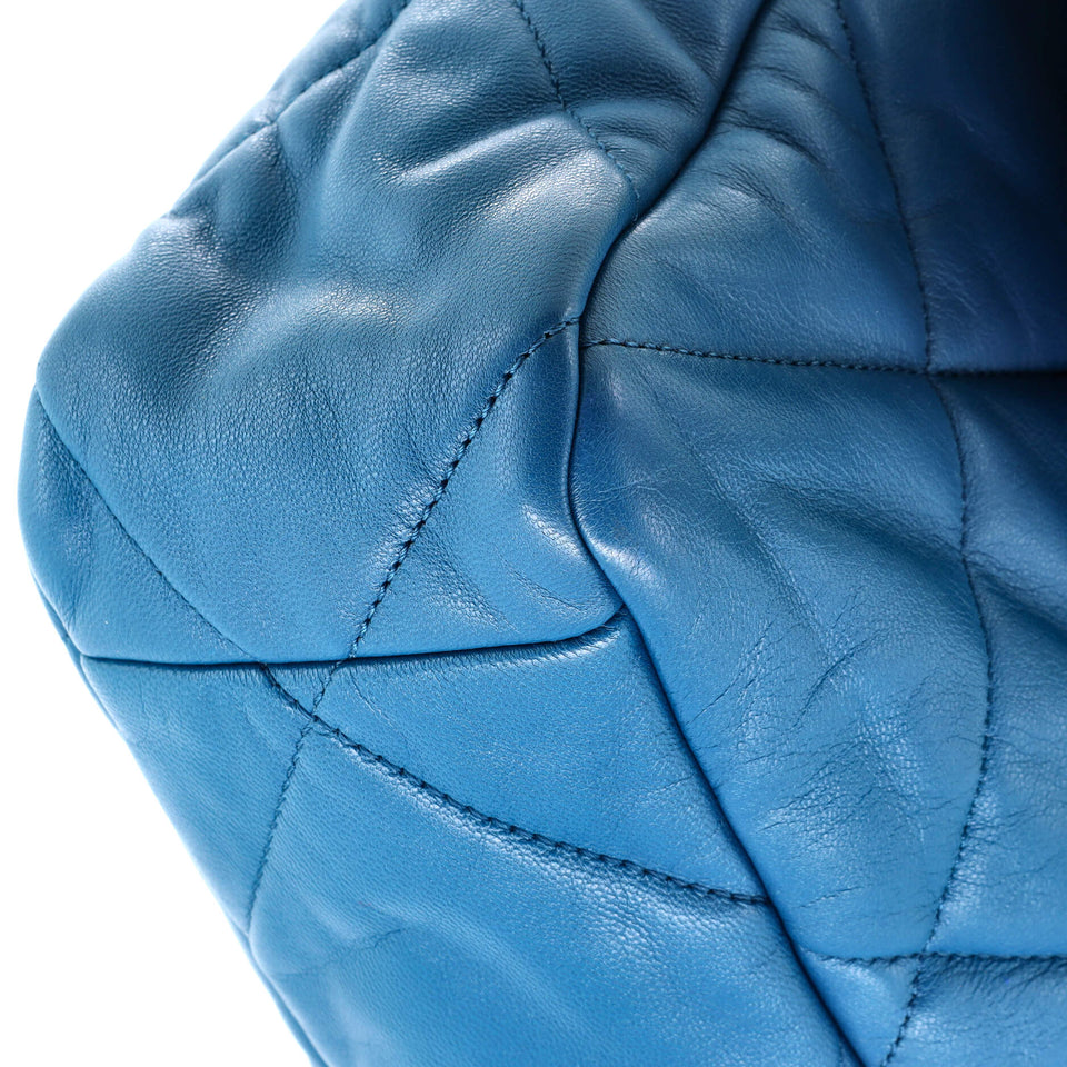 19 Flap Bag Quilted Leather Large