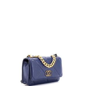 19 Wallet on Chain Quilted Goatskin