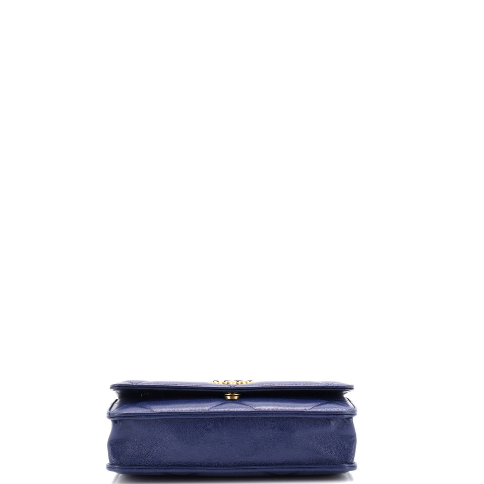 19 Wallet on Chain Quilted Goatskin