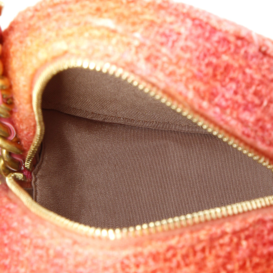 19 Round Clutch with Chain Quilted Tweed