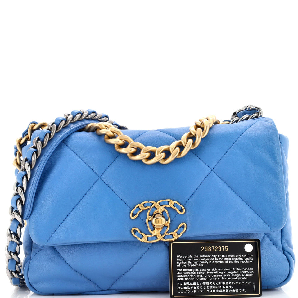 19 Flap Bag Quilted Leather Medium