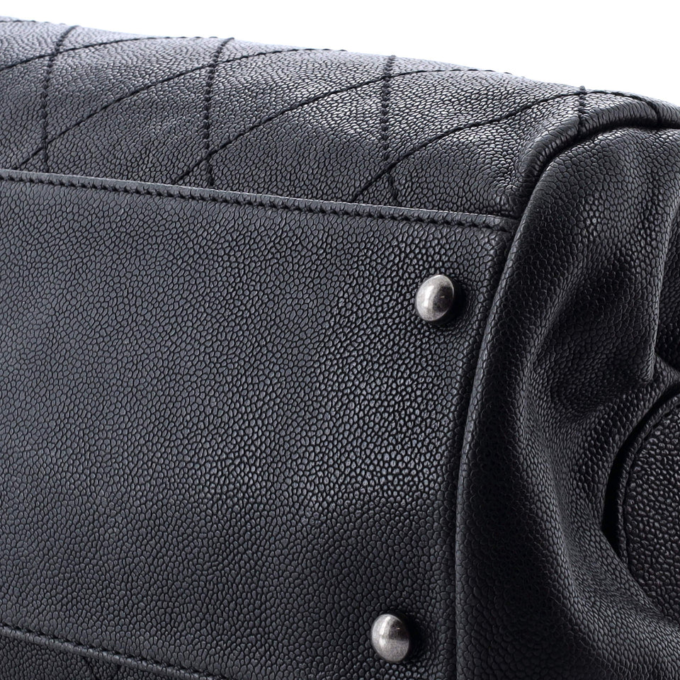 Outdoor Ligne Doctor Bag Quilted Caviar Small
